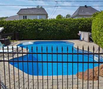 Tutto quello che devi sapere sui recinti per piscine