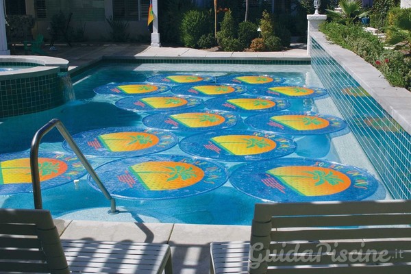 Dischi solari: riscaldare l'acqua della piscina spendendo poco