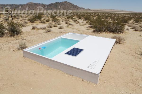 La piscina d’arte nel deserto