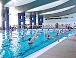 I migliori attrezzi per praticare fitness in piscina