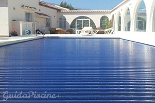Riscaldamento della piscina con energia solare