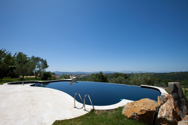 piscine-castiglione-nera1.jpg