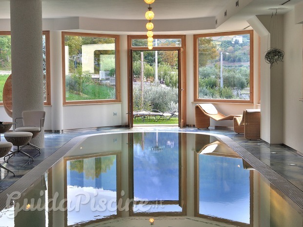 Piscina interna