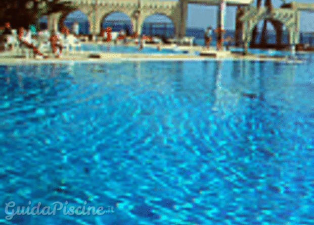 Piscina pubblica