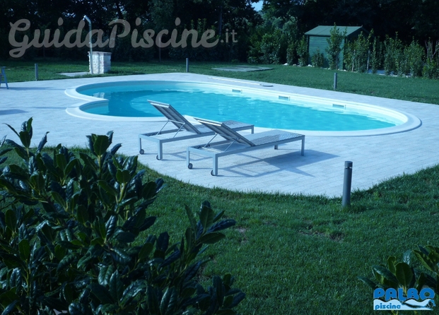 Piscina in cemento armato