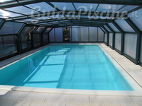 Piscina a sfioro