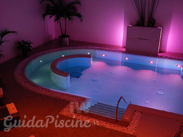 Piscina interna