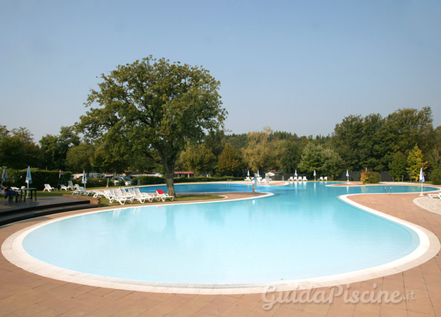 big-piscina-pubblica