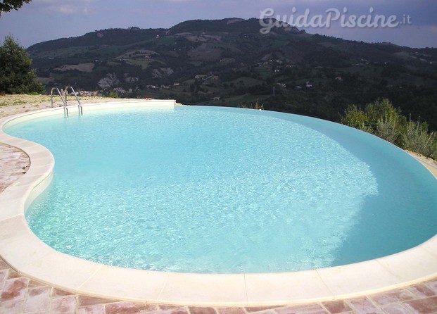 Piscina Forma Libera