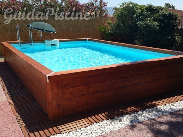 Piscina Fuoriterra professionale in legno massello lamellare 