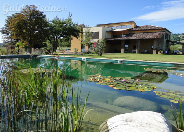 c'era una volta una piscina tradizionale 